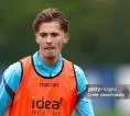 Everton Siap Rebut Isaac Price dari West Brom
