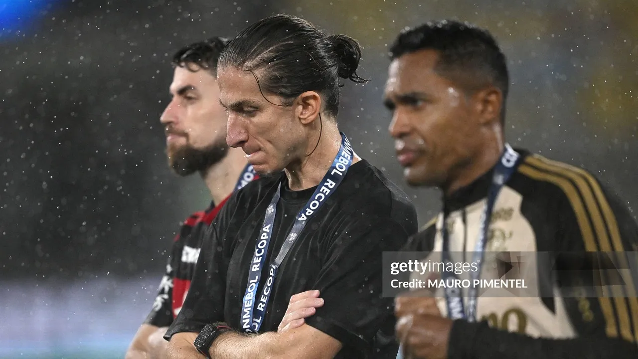 Filipe Luis Gagal ke Chelsea karena Masalah Lisensi Kepelatihan
