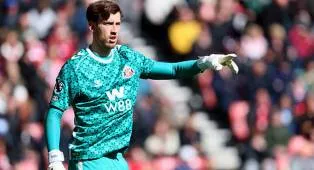 Jadi Target Utama Tottenham, Sunderland Ingin Pertahankan Robin Roefs