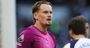 Jersey Pink Tottenham Untuk Musim 2026/27 Terkuak Jelang Dirilis