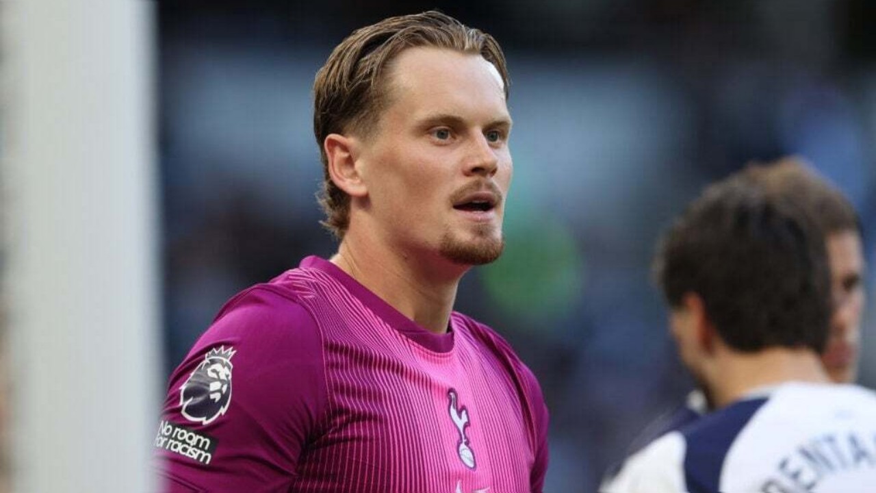 Jersey Pink Tottenham Untuk Musim 2026/27 Terkuak Jelang Dirilis