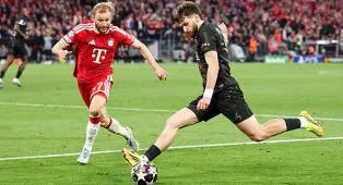 Khvicha Kvaratskhelia Akui Laga Melawan Bayern Munich Jadi yang Tersulit Musim Ini