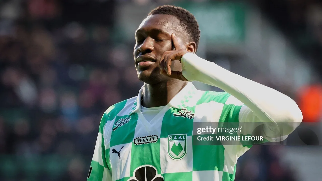 Pape Moussa Fall masuk radar West Ham dan Crystal Palace