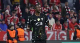 Willian Pacho Puji Performa PSG Usai Singkirkan Bayern