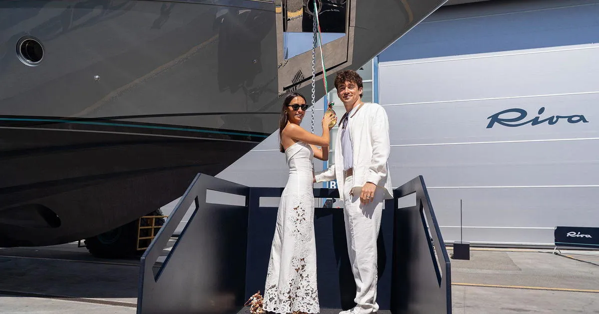 Charles Leclerc Beli Yacht Mewah Seharga Jutaan Euro - sumber: (racingnews365)