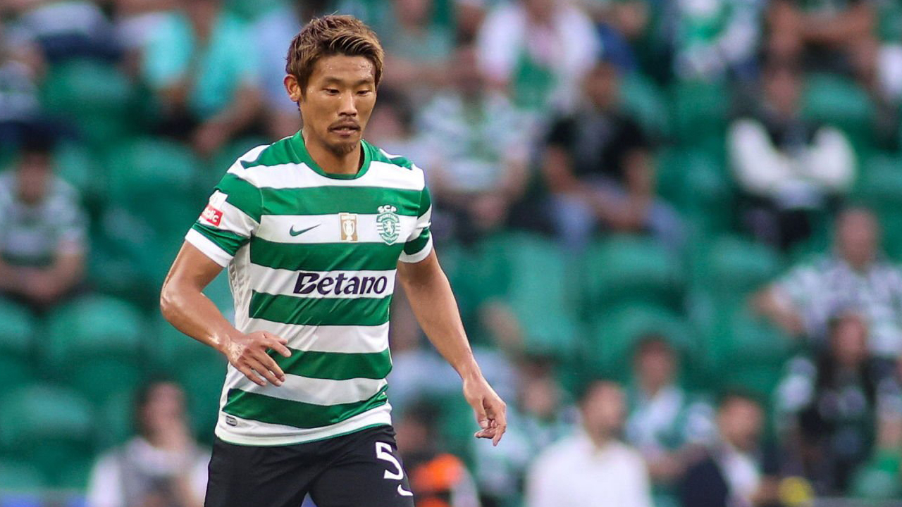 Hidemasa Morita Bukan Target Leeds United di Musim Panas Ini
