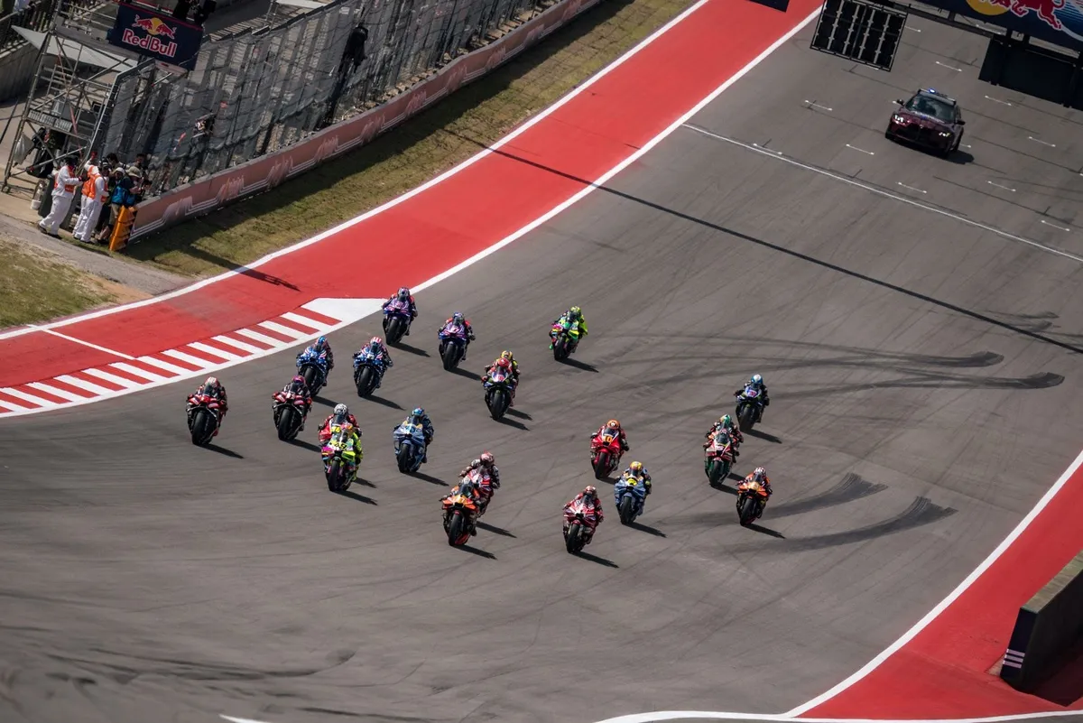 Liberty Media Ungkap Pendapatan dan Rugi MotoGP Q1 2026 - sumber: (motorsport)