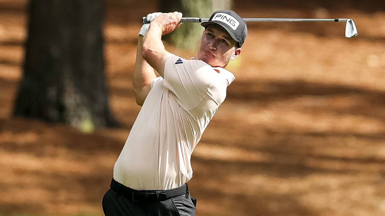 Matt McCarty Pimpin Truist Championship, Rory McIlroy Tertinggal