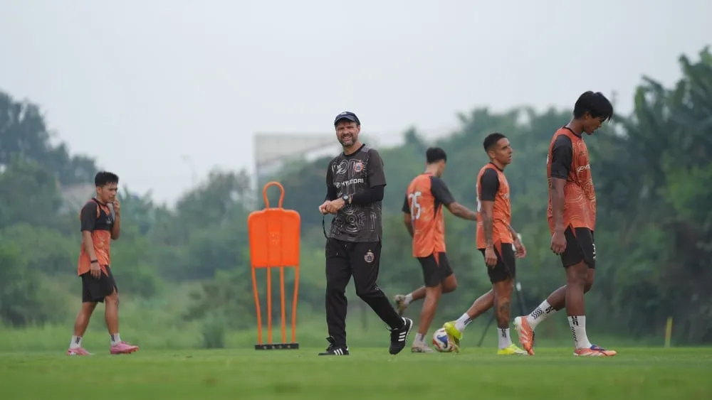 Persija Bersiap Maksimal untuk Tantang Persib di Samarinda - sumber: (ileagueid)