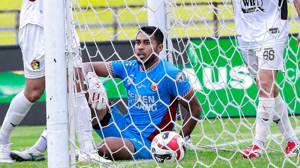 Rentetan Tujuh Kekalahan Semen Padang Menghantui Langkah di Liga 2 - sumber: (ileagueid)