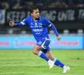 Tantangan Berat Menanti Adam Alis dan Arema FC Melawan Persija Jakarta