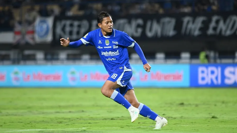 Tantangan Berat Menanti Adam Alis dan Arema FC Melawan Persija Jakarta - sumber: (ileagueid)