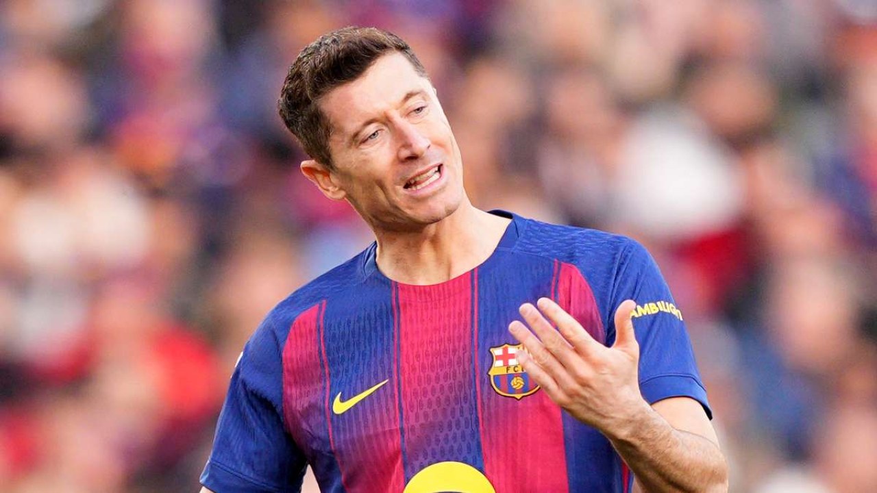 Agen Kunjungi Milan, Bahas Robert Lewandowski dan Tawarkan David Alaba