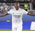 Agen Pini Zahavi Tawarkan David Alaba ke AC Milan dan Juventus