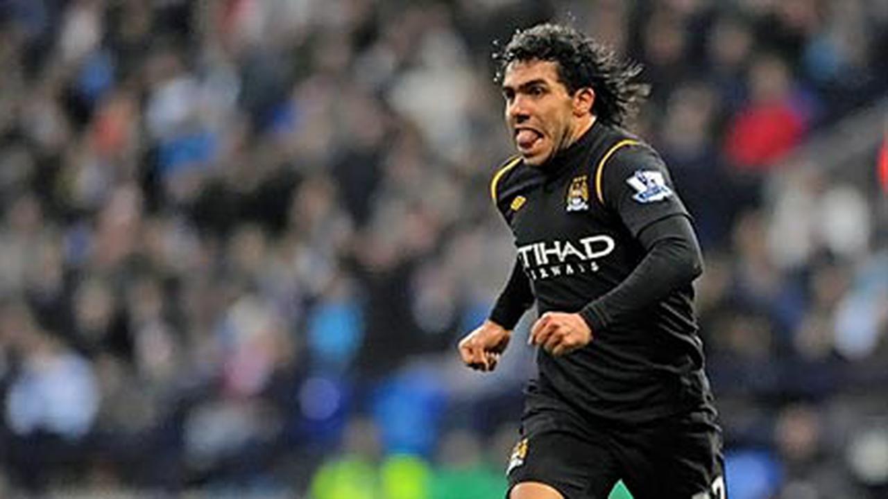 Beppe Riso: Carlos Tevez Hampir Gabung Milan, Gagal Gara-gara Pato