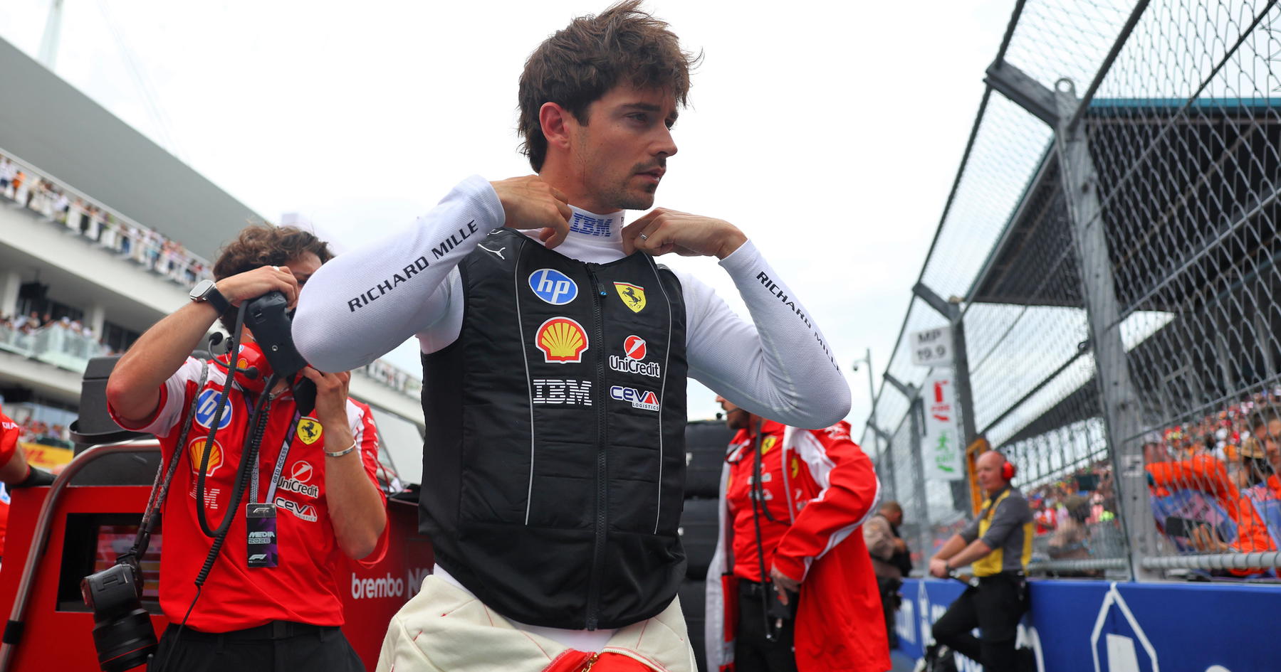 Charles Leclerc: Merasa Aneh Jadi Pengemudi Terlama Kedua Ferrari