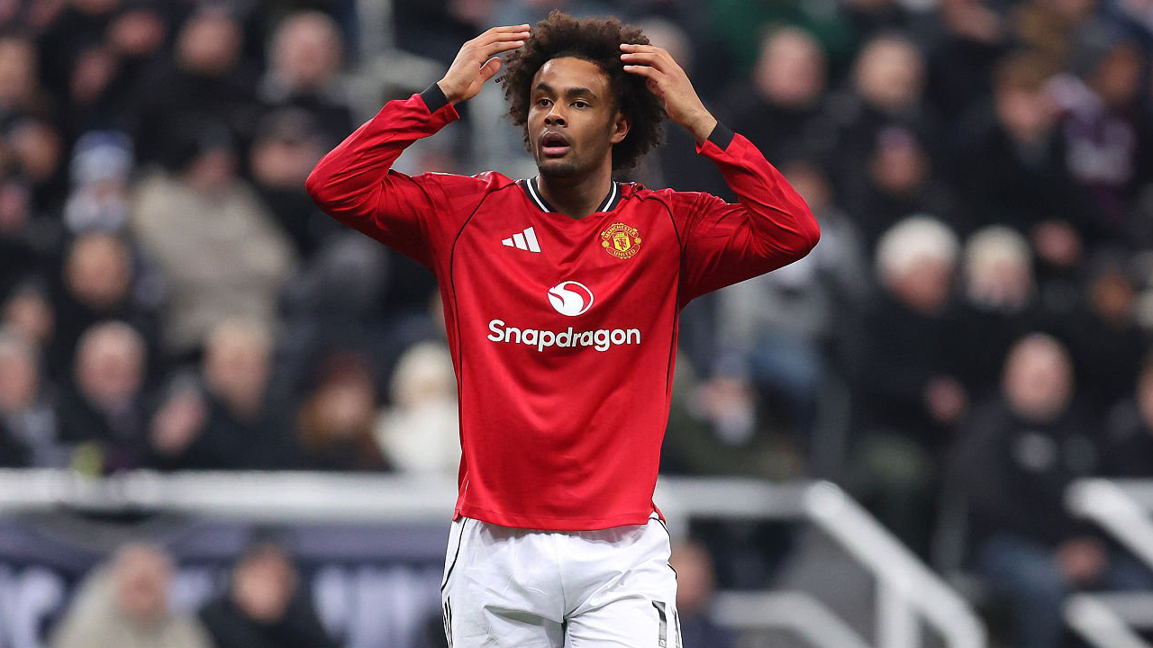 Demi Selamatkan Karier, Joshua Zirkzee Disarankan Tinggalkan MU
