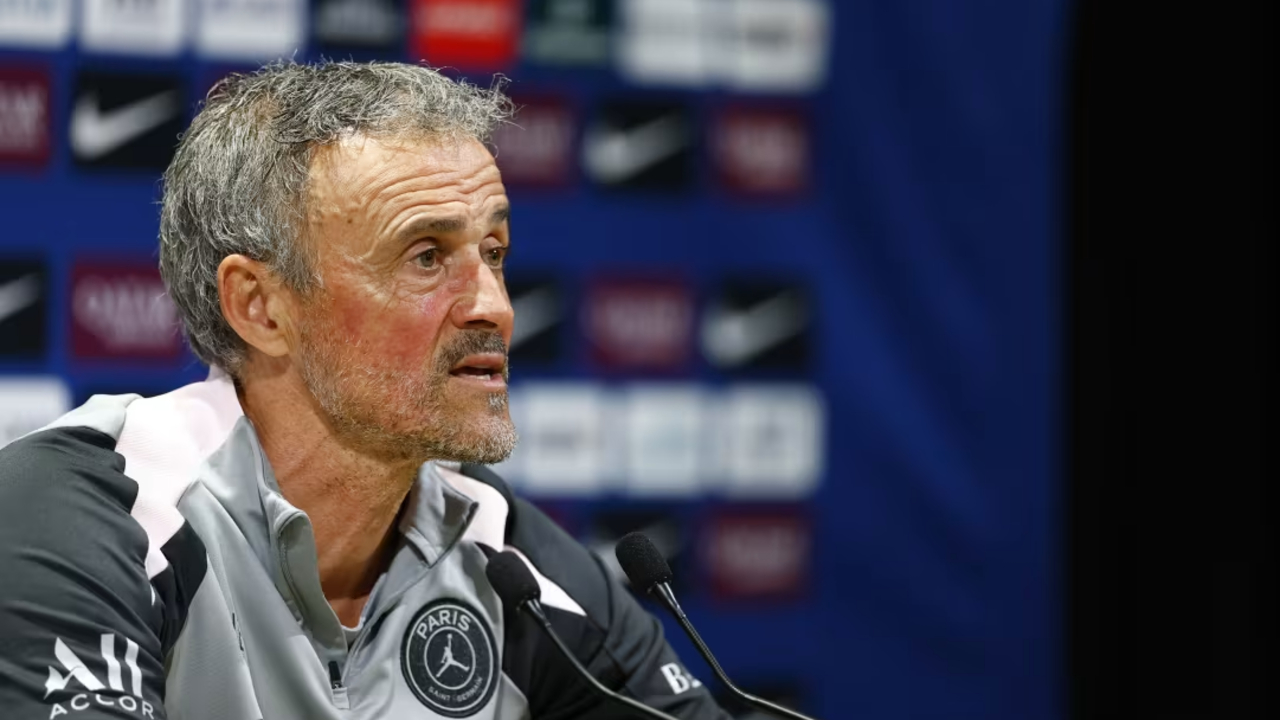 Enrique: PSG Ingin Tampilkan Performa Luar Biasa di Laga Kandang Terakhir