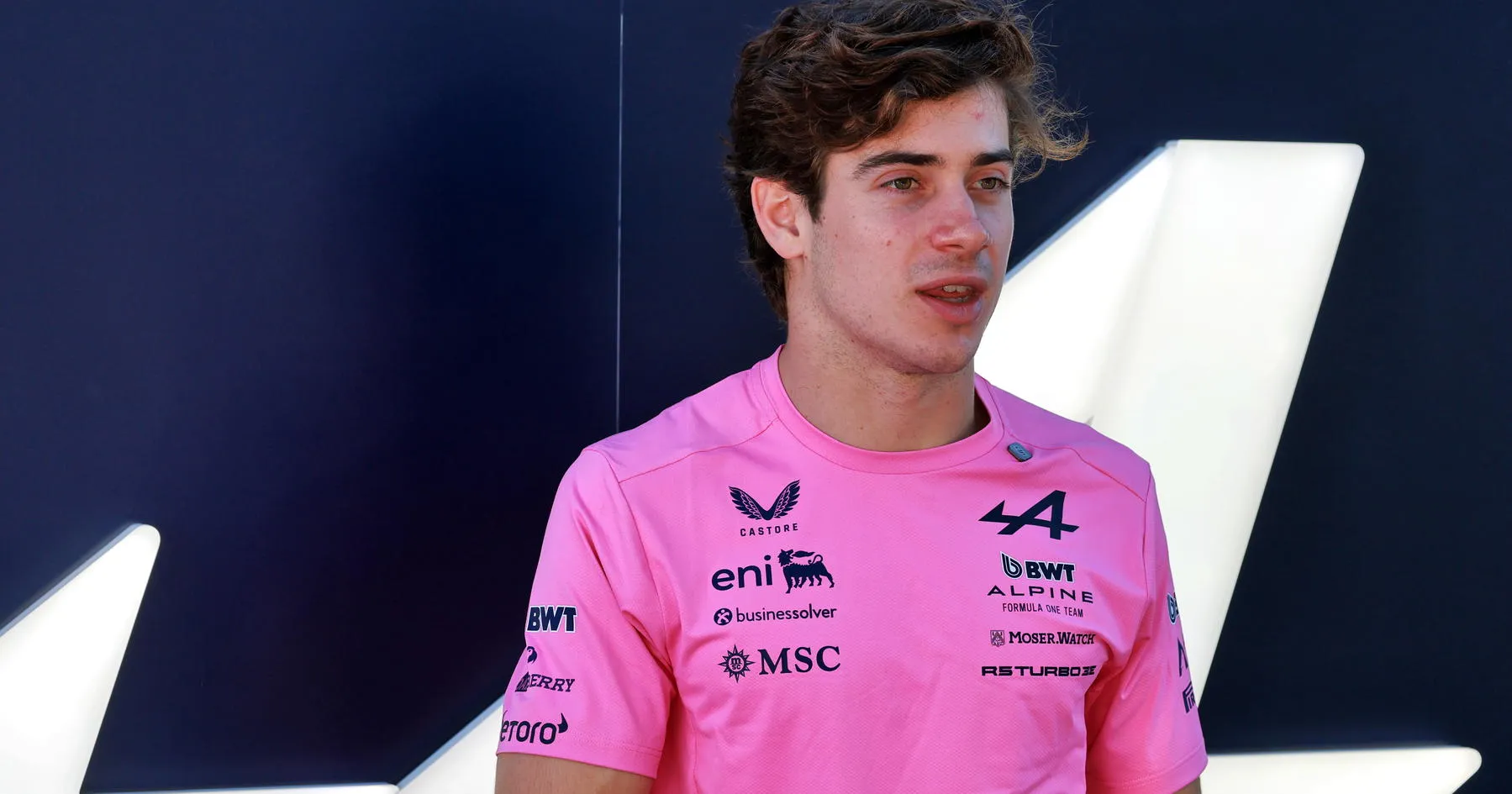 Franco Colapinto Terkejut oleh Pertanyaan F1 Lionel Messi - sumber: (racingnews365)