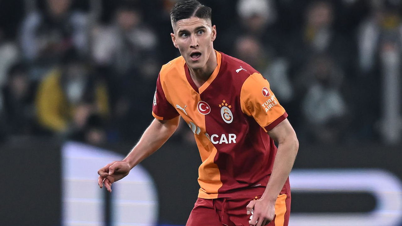 Galatasaray Tak Mau Lepas Roland Sallai Meski Dilirik Tottenham dan Forest