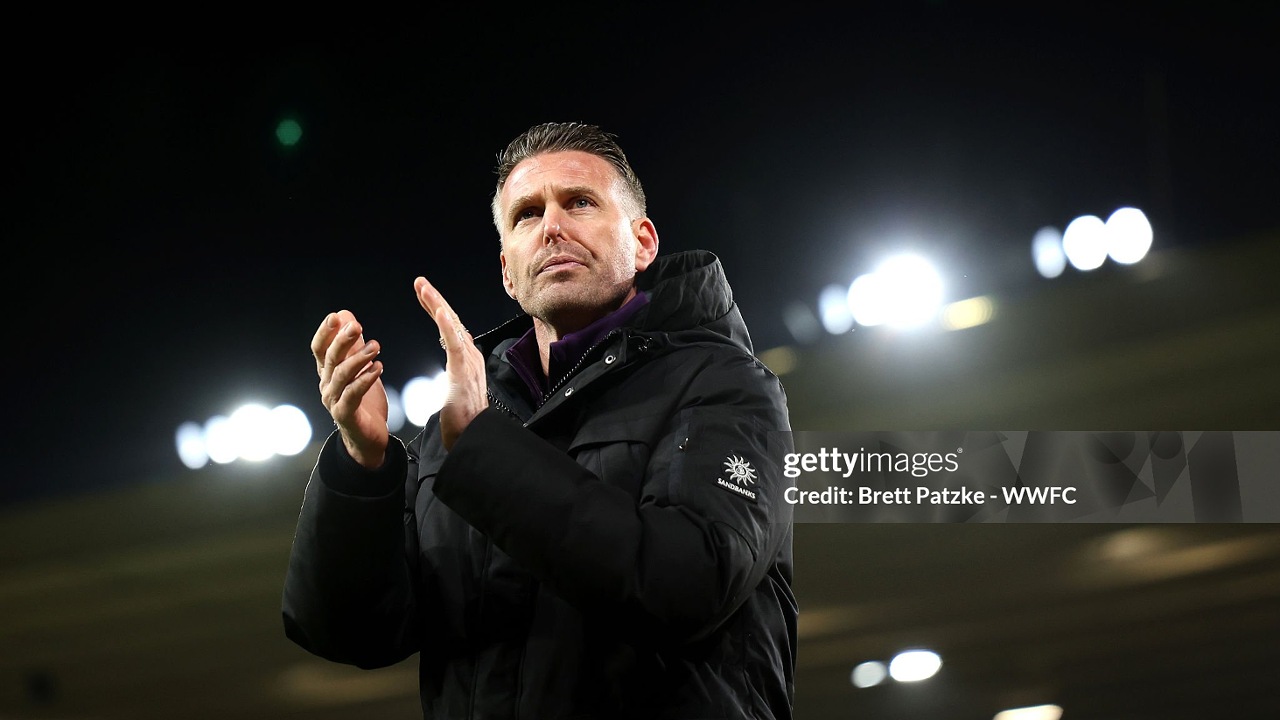 Rob Edwards Tegaskan Krisis Wolves Bukan Salahnya