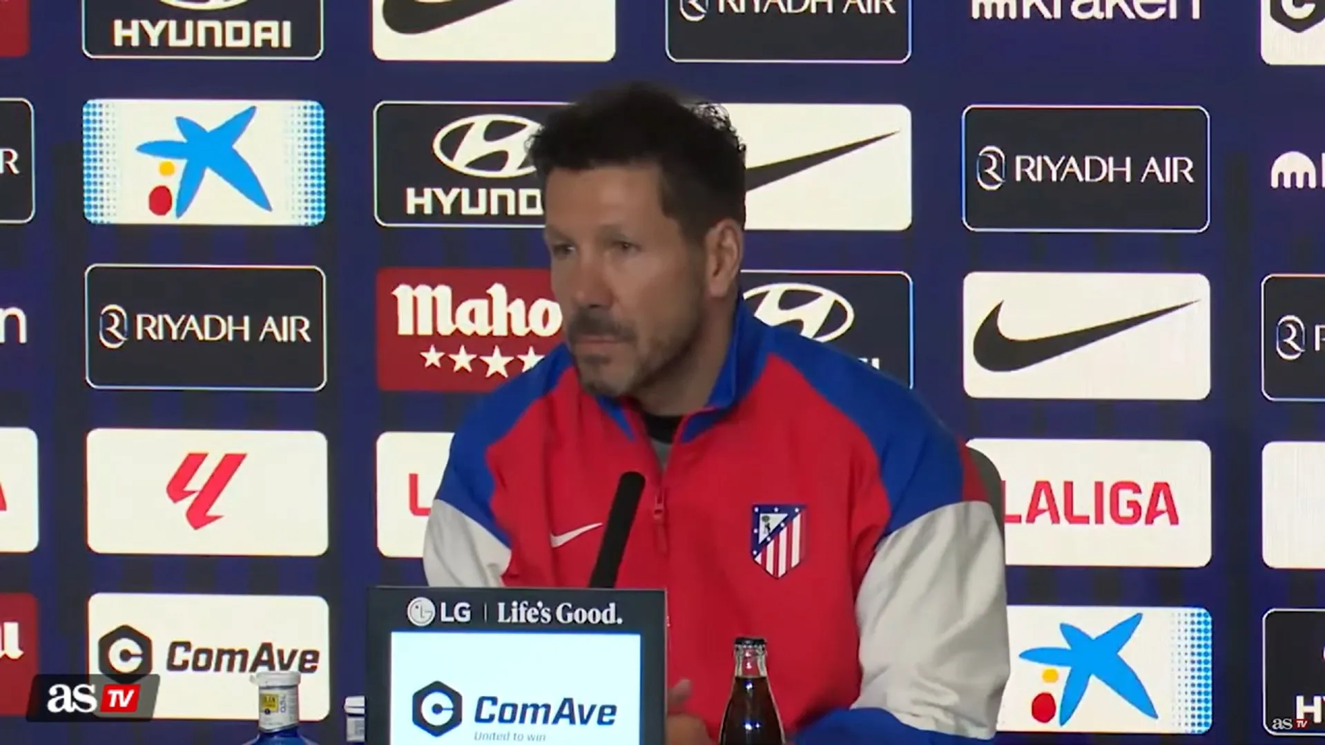 Simeone: Sulit Tingkatkan Performa Atletico Musim Depan - sumber: (footballespana)