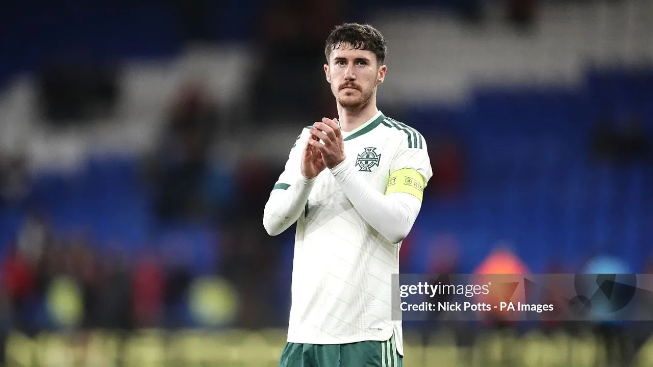 Trai Hume diminati Crystal Palace serta Brighton