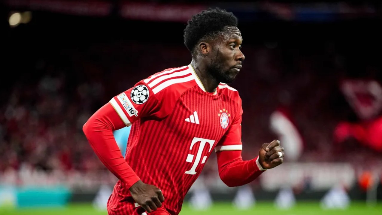 Cedera Terus Berulang, Kompany Khawatir Mental Alphonso Davies Terganggung