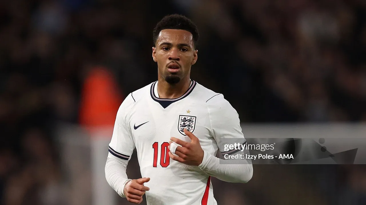 Chelsea dikabarkan tertarik merekrut Ethan Nwaneri