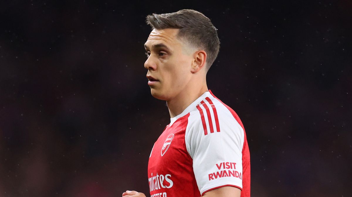 Istri Leandro Trossard Hapus Jejak Suami dari Media Sosial