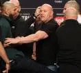 Khamzat Chimaev Tendang Sean Strickland Jelang Ajang UFC 328