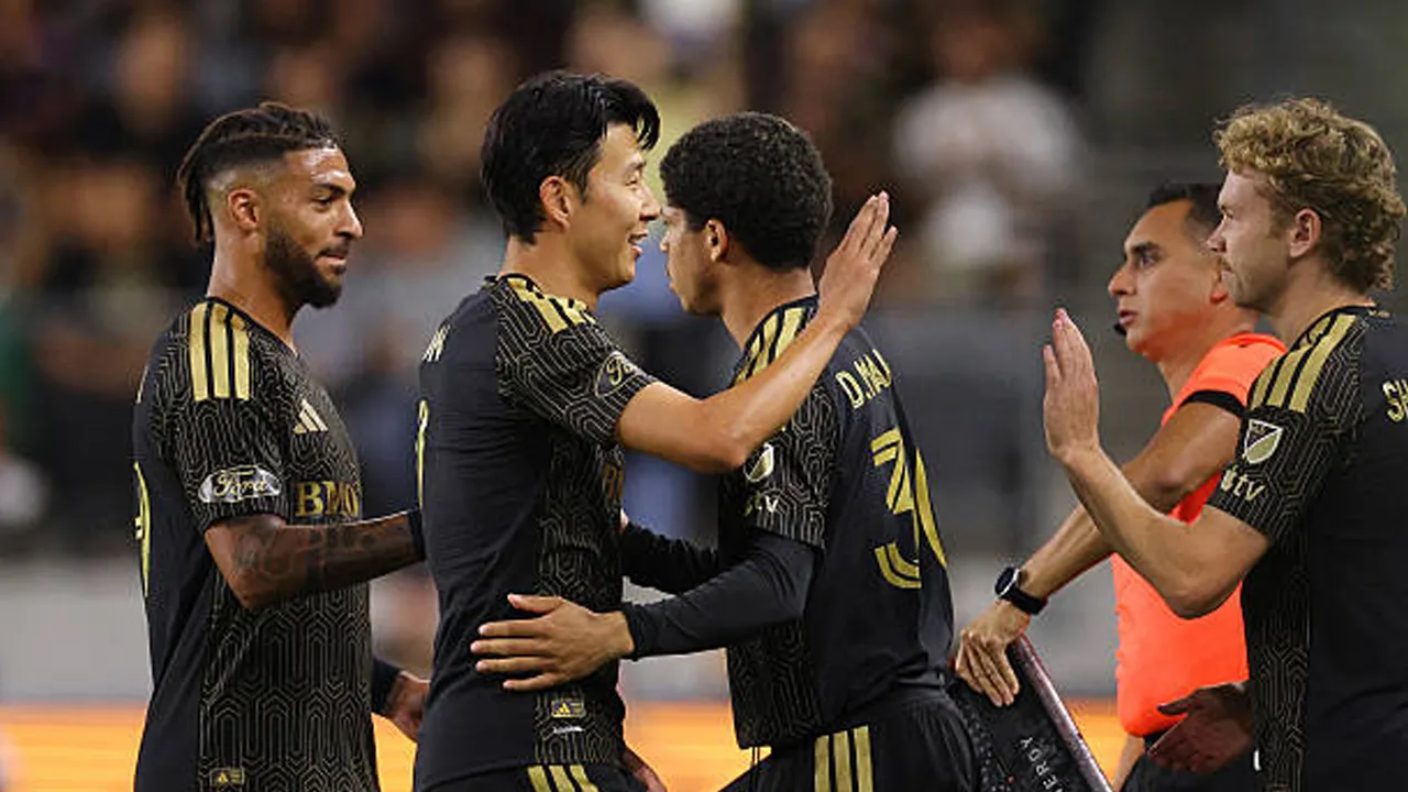 LAFC Berusaha Bangkit dari Kekecewaan, Marc Dos Santos Percaya Mentalitas Timnya