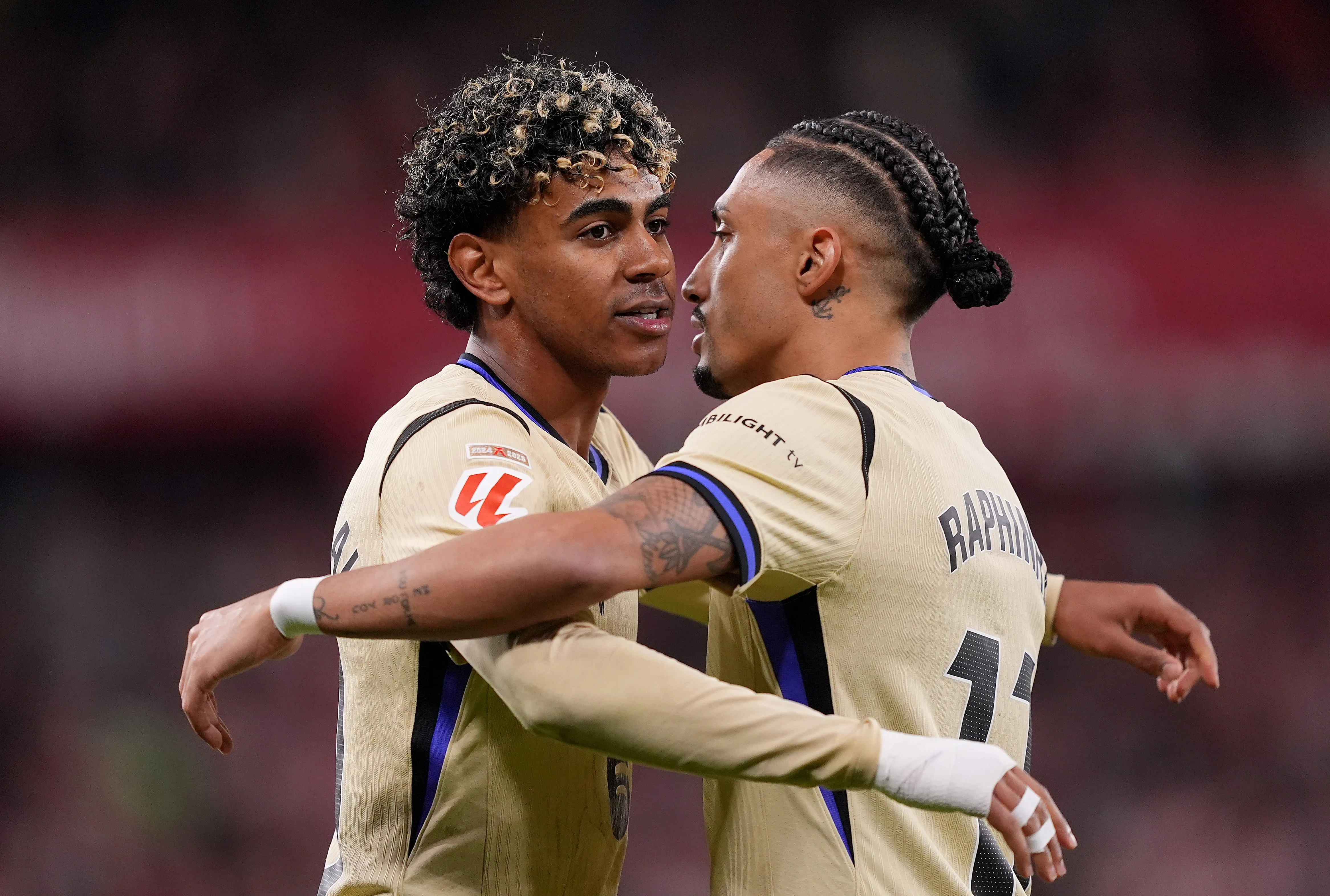 Raphinha Diragukan Tampil sebagai Starter Lawan Real Madrid - sumber: (footballespana)