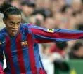 Ronaldinho Kirim Pesan Dukungan untuk Barcelona Jelang El Clasico