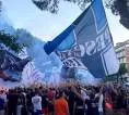 Timnya Degradasi ke Serie C, Ultras Pescara Bentrok Dengan Tim Kepolisian