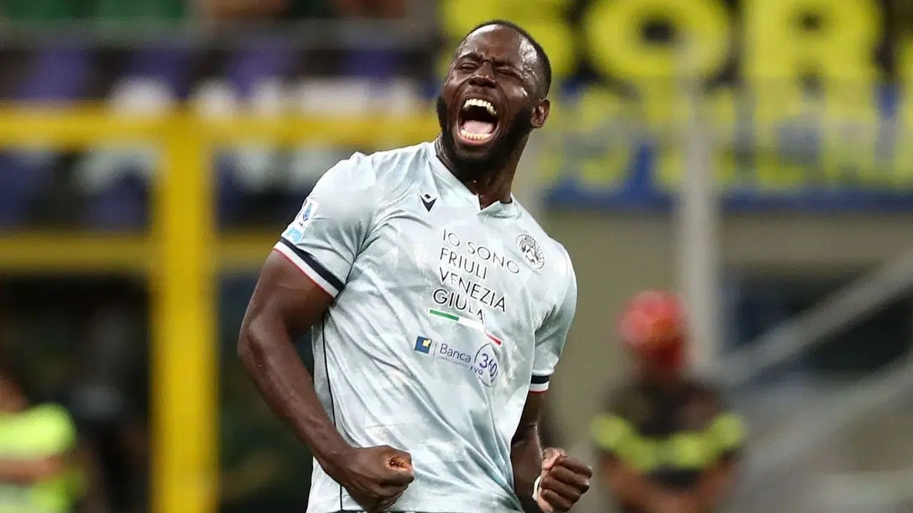 Unggah Foto Dossena, Keinan Davis: Pengecut Rasis Ini Memanggilku Monyet