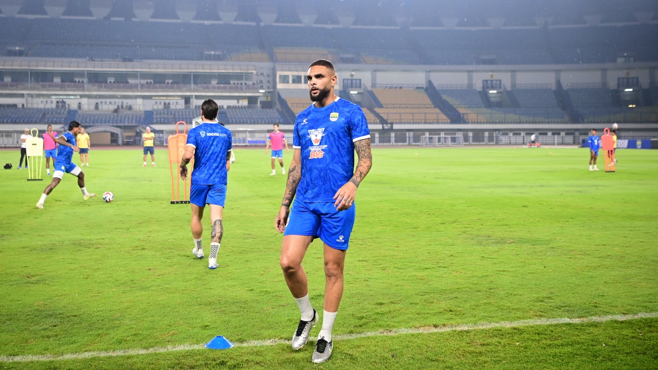 Alami Cedera Hamstring, Musim Kurzawa Selesai Lebih Cepat