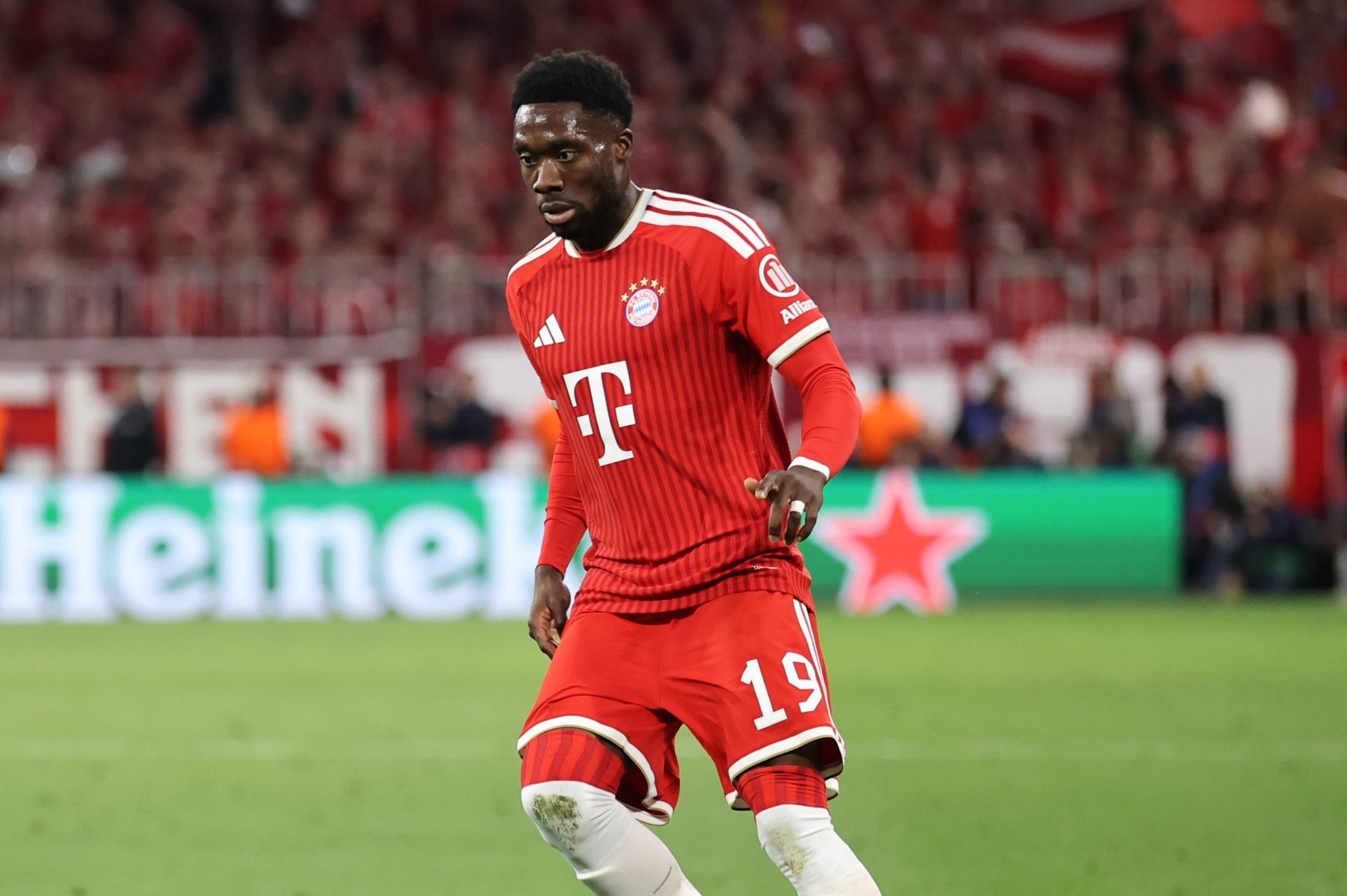Alphonso Davies Absen, Bayern Munich Kehilangan Sayap Cepat