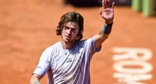 Andrey Rublev Pertahankan Dominasi Atas Alejandro Davidovich Fokina Di Roma