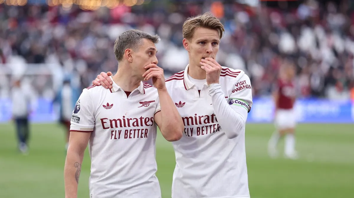 Arsenal Wajib Mainkan Trossard untuk Hadapi PSG di Final - sumber: (footballlondon)