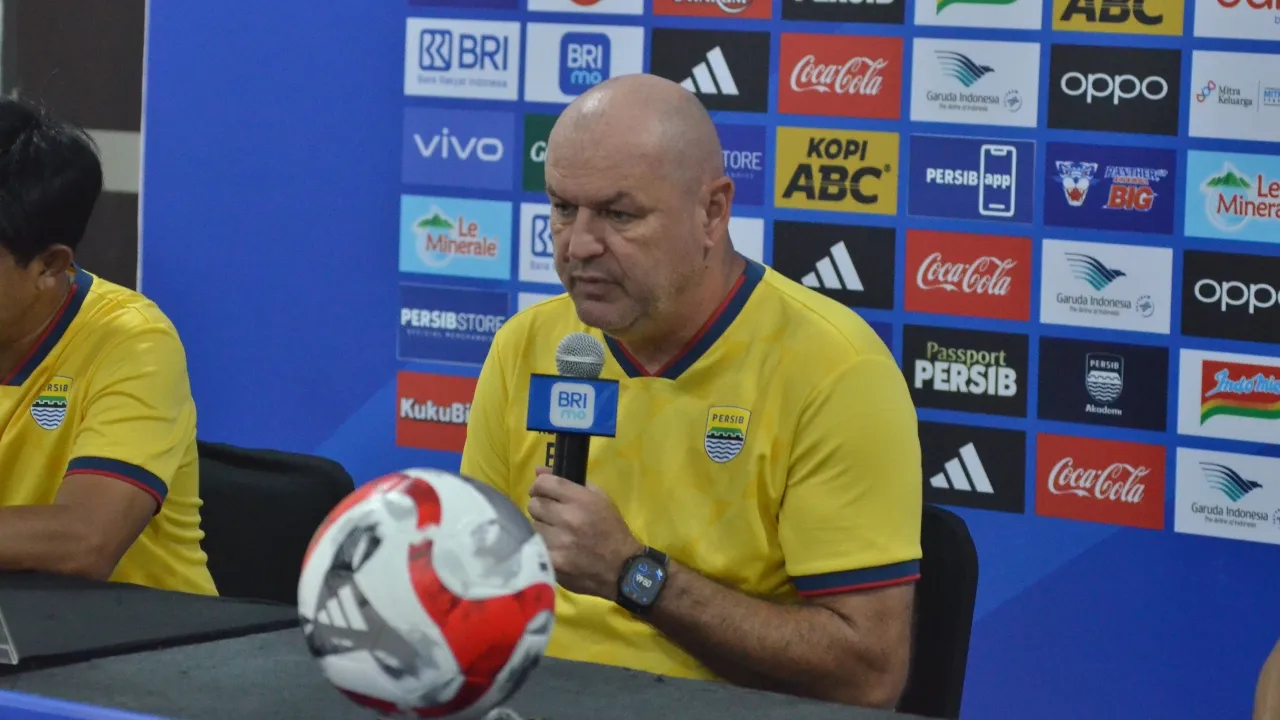 Pelatih Persib, Bojan Hodak