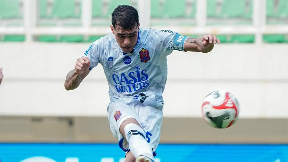 Carlos Franca Lega Persijap Bertahan di Liga Tanpa Degradasi - sumber: (ileagueid)