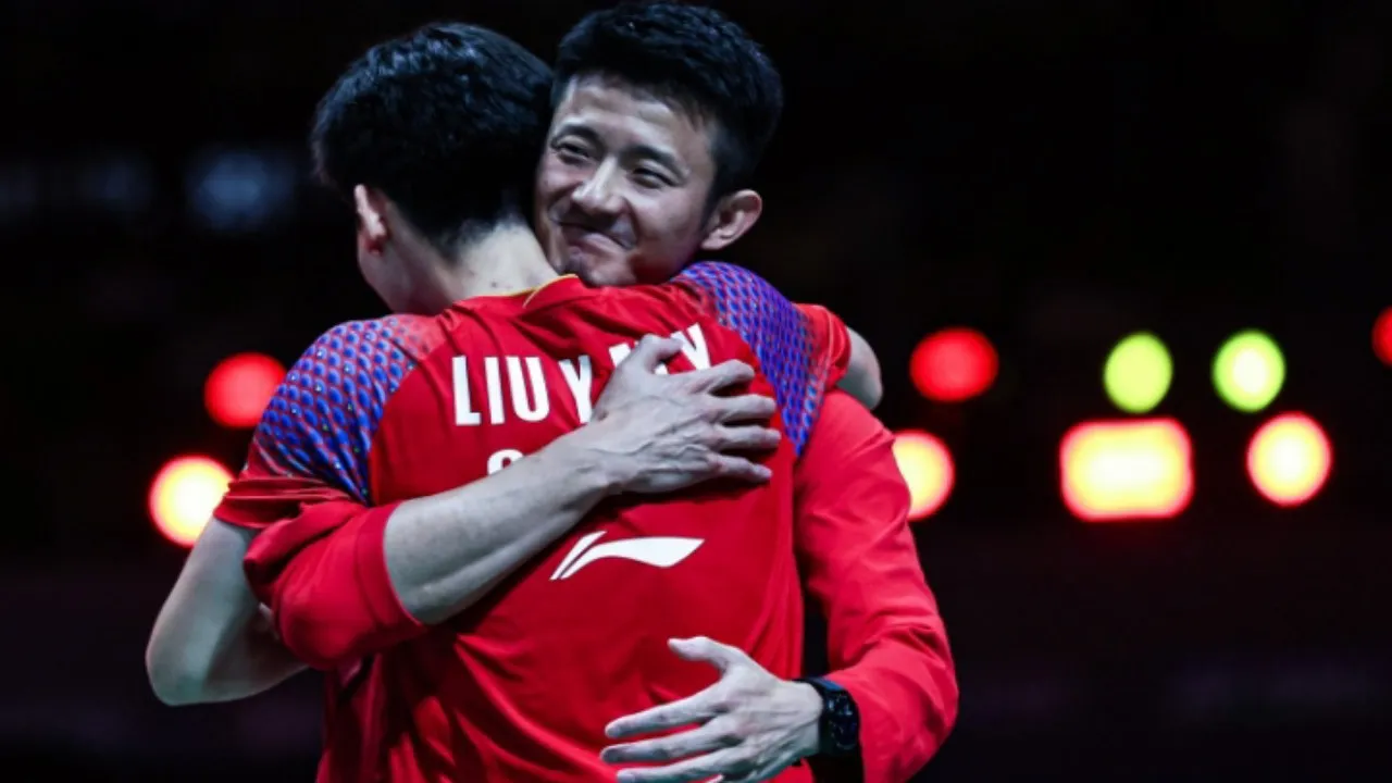Chen Long dan Huang Dongping Masuk Nominasi Pelatih Terbaik Nasional China