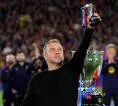 Hansi Flick Samai Rekor Pep Guardiola Setelah Barcelona Juara La Liga