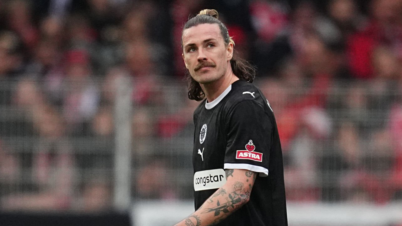 Jackson Irvine Minta St Pauli Tetap Percaya Diri Jelang Laga Penentuan