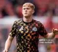 Lewis Hall Bikin Newcastle United Cemas di City Ground