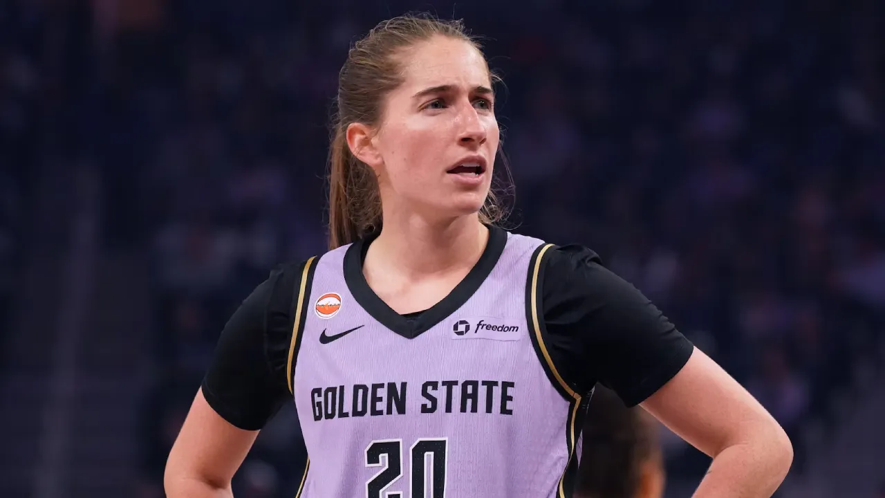 Kate Martin mengaku masa-masa setelah dicoret Valkyries menjadi pengalaman emosional dalam karier profesionalnya. (Foto: AP)
