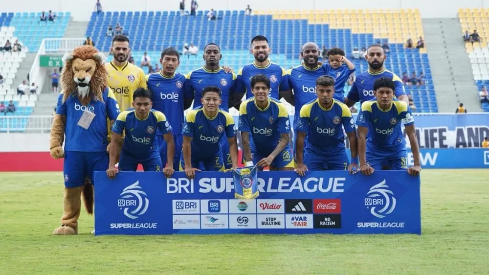 Marcos Santos Revitalisasi Lini Pertahanan Arema FC - sumber: (ileagueid)