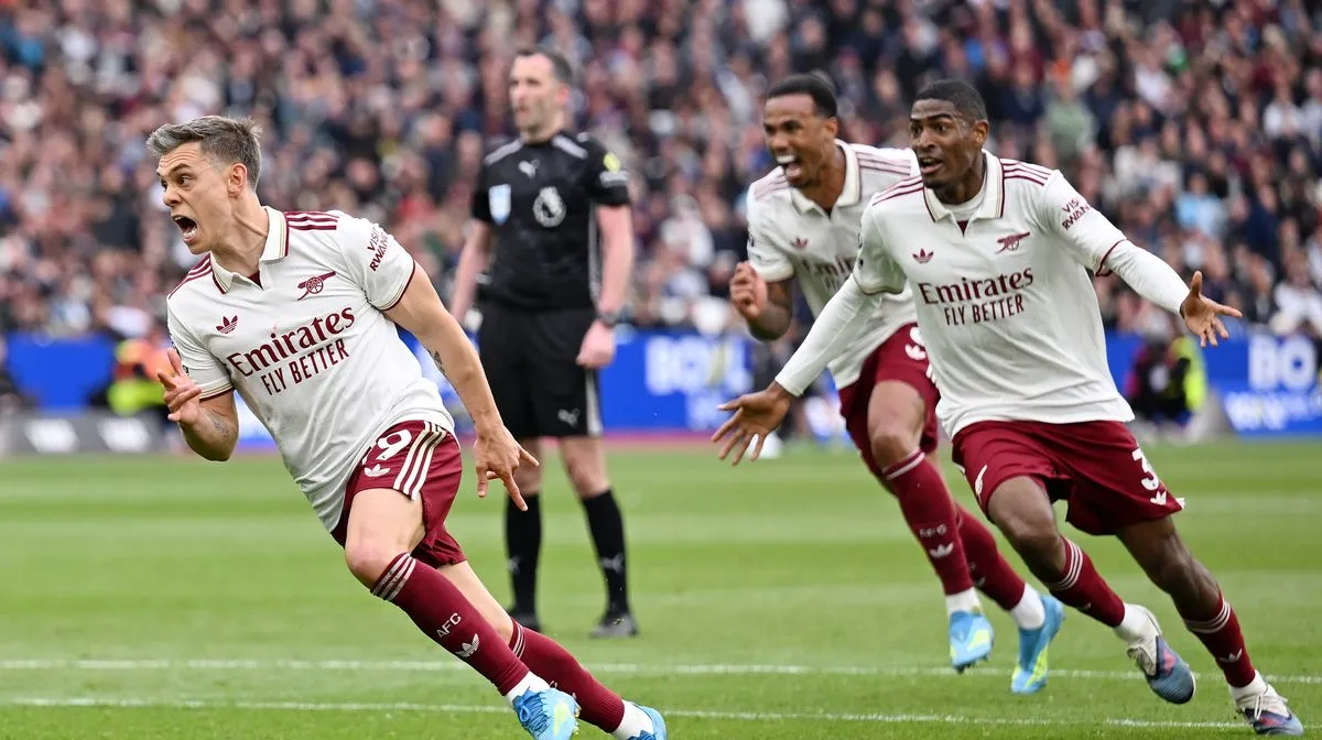Penampilan Gemilang Trossard dan Raya Angkat Arsenal - sumber: (footballlondon)