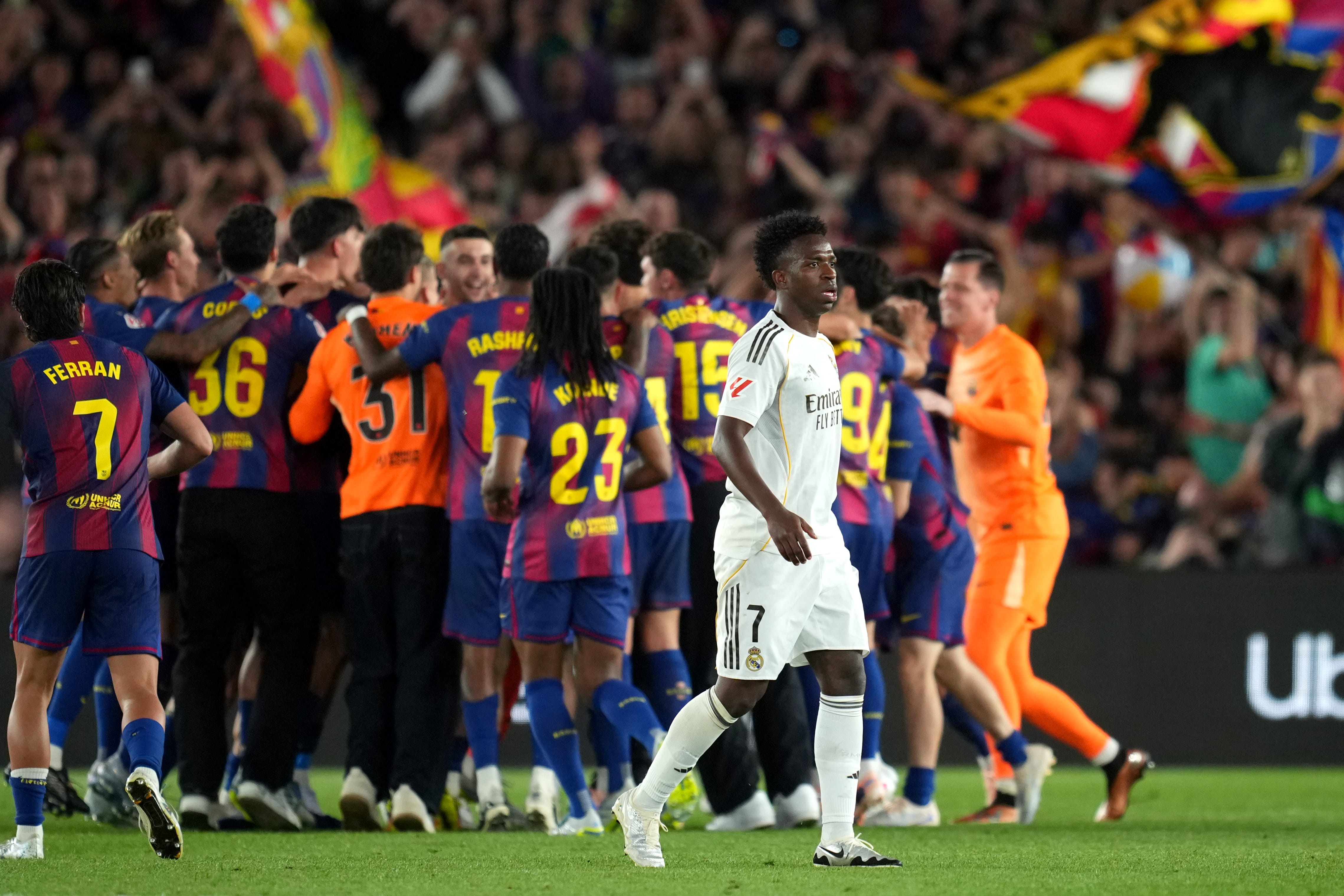 Real Madrid Tumbang 0-2 di El Clasico, Gagal Juara